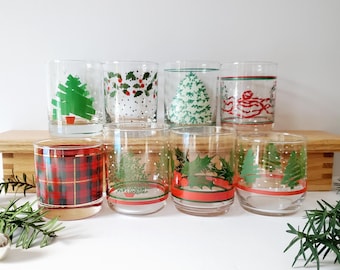 8 mixed Christmas classic bar glasses