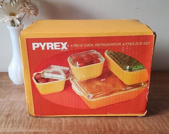 Vintage Pyrex Citrus Daisy Complete Mixing Bowl Set - 401, 402