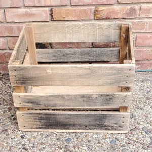 wooden crate 18 1/2&quot; x 15&quot; x 12&quot; rustic storage box