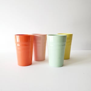 1970&#39;s Melmac tumblers 4 vintage Mallo-ware tumblers