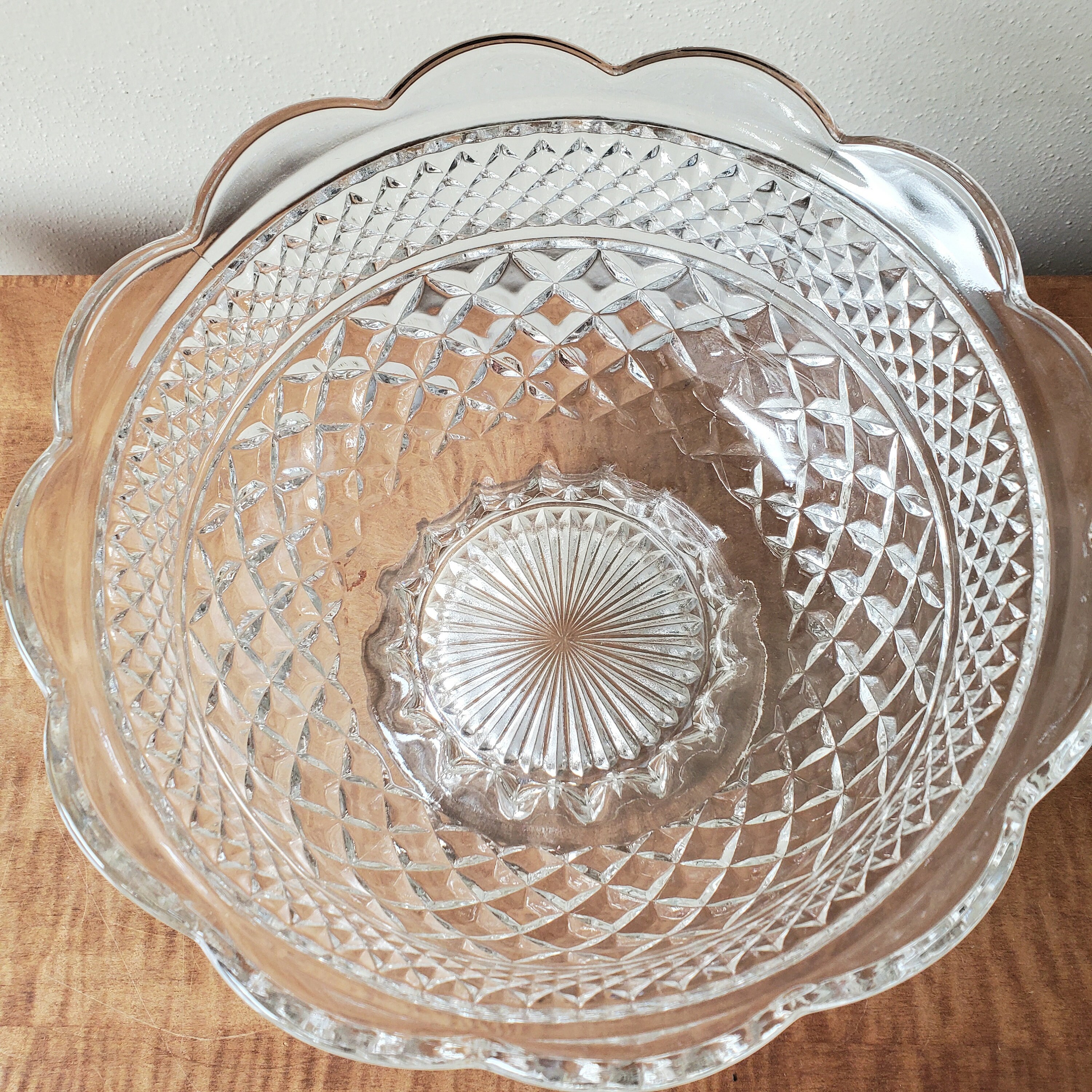 Vintage Anchor Hocking Wexford Glass Punch Bowl & 6 Cups /details