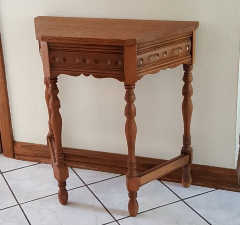 Vintage Wood Entryway Table Image 0