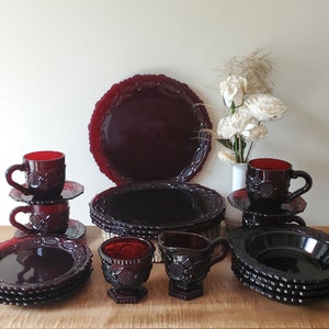 Black and red dish cheap set