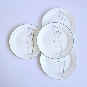 4 vintage Corelle Shadow Iris lunch plates