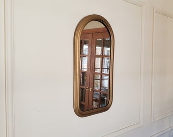Vintage Arched Wood Framed Mirror Gilded MidCentury Wall Hanging (14" x 26")