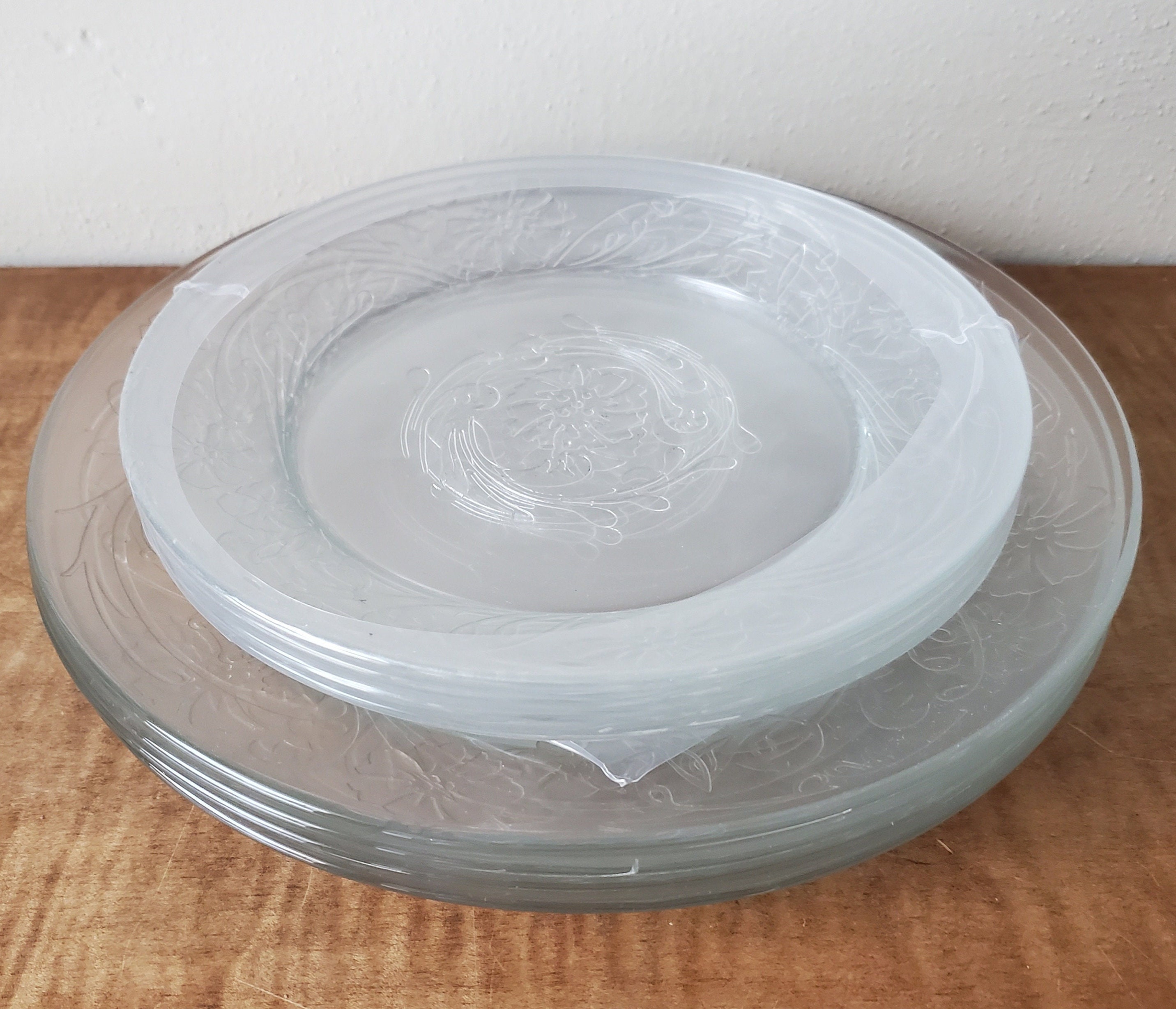 Vintage Arcoroc Mariella Glass Dinnerware Set Floral Design Service for ...