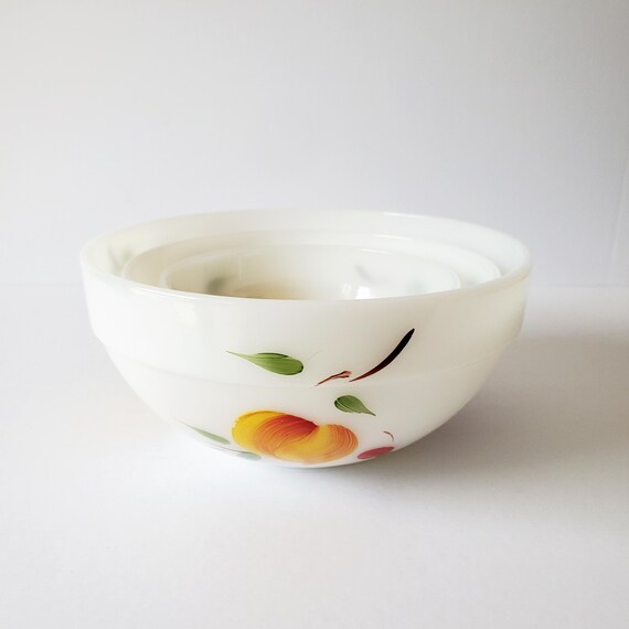 ファイヤーキング　Fire King　ゲイファド　ミキシングボウル　ヴィンテージ Vintage Fire King Nesting Bowls: Gay Fad Fruit, Anchor Hocking