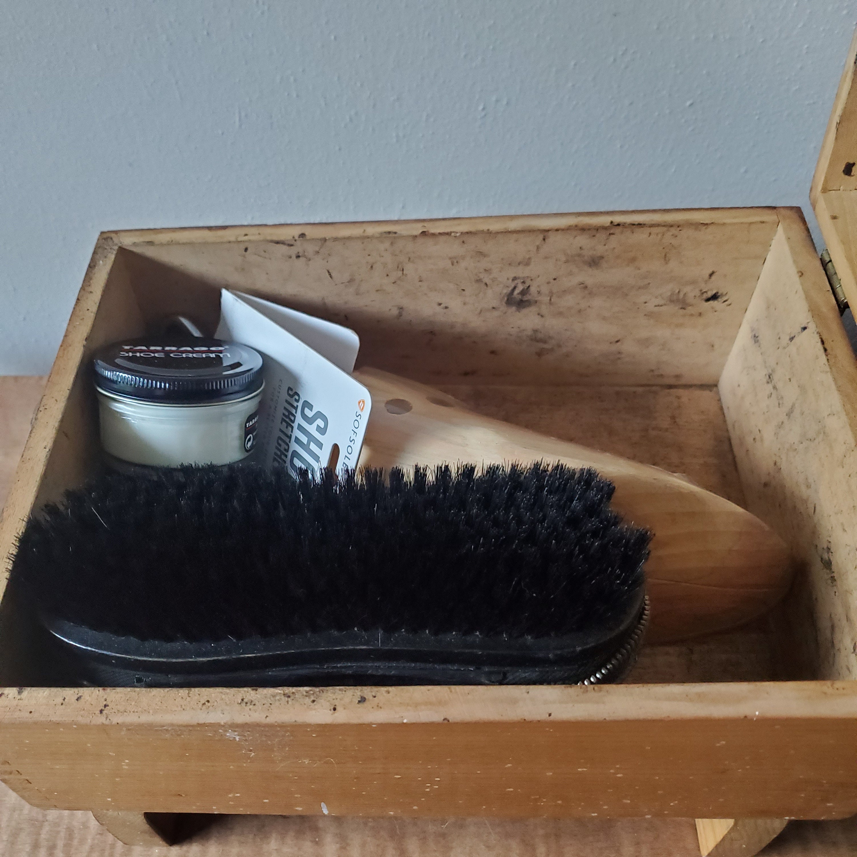 Vintage Shoe Shine Box, Shoe Shine Kit -   Shoe shine box, Shoe shine  kit, Vintage memory