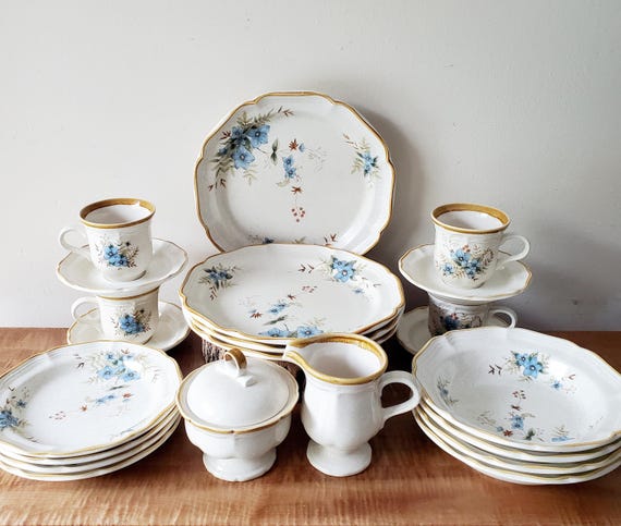Vintage Mikasa Garden Club Day Dreams Dinnerware 23 Piece Vintage Mikasa Garden Club Day Dreams Dinnerware 23 Piece
