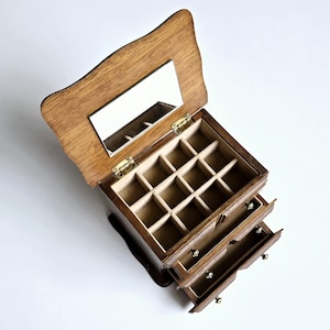 vintage wooden mirrored jewelry chest/box