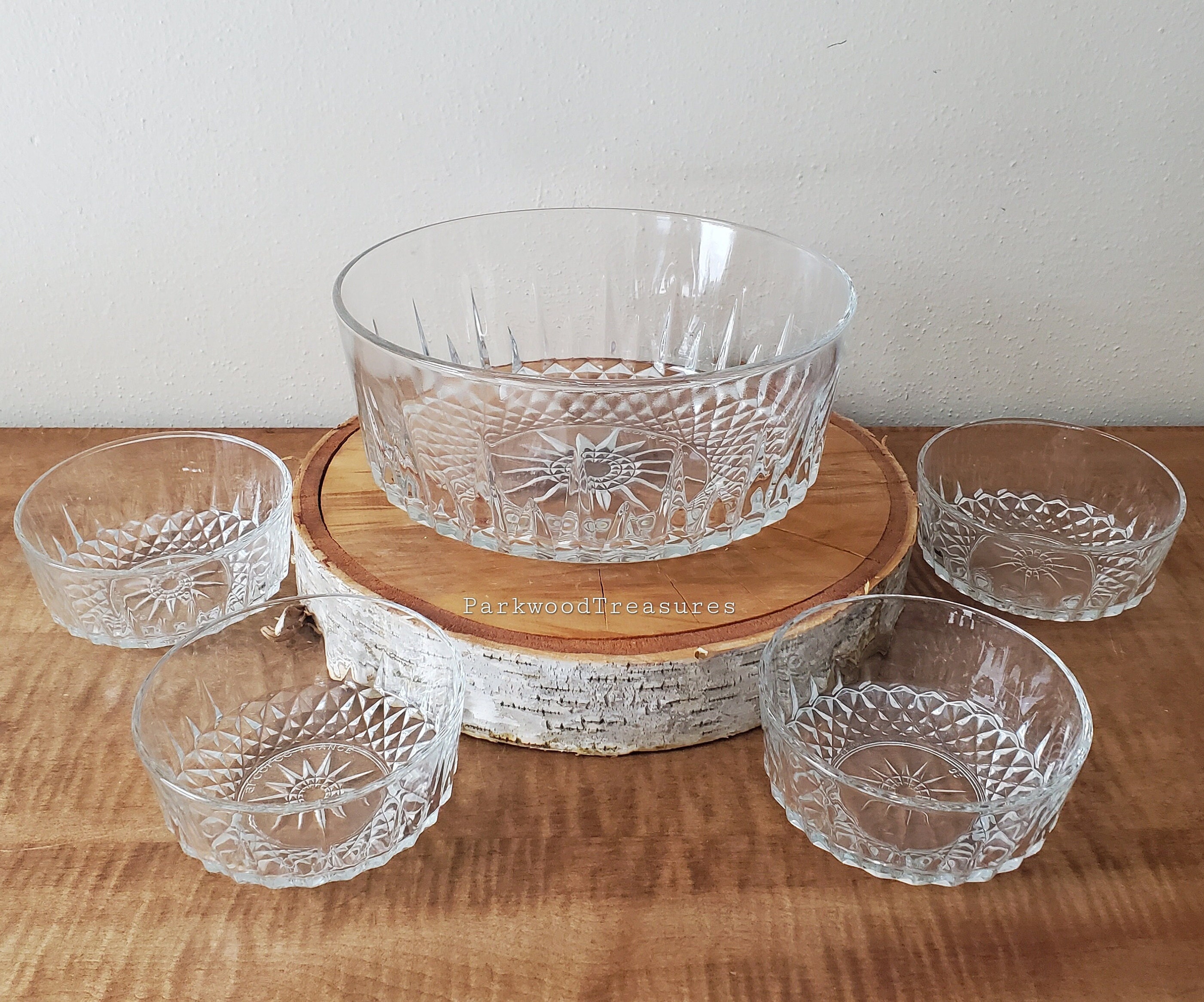 Set of 2 Large Fused Glass Salad Bowls. Set of 2 Glass Salad Bowls