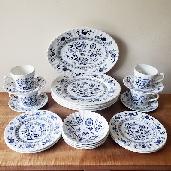 Vintage Meakin Blue Nordic Dinnerware: 21 Piece Set for 4 Guests