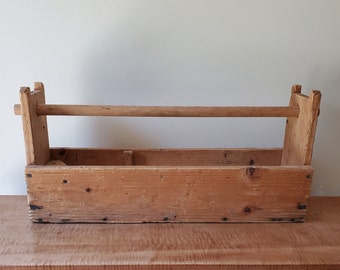 Primitive Wood Toolbox With Handle 26 Primitive Wood Toolbox With Handle 26
