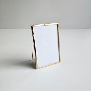 4&quot; x 6&quot; gold metal frame vintage 4x6 frame