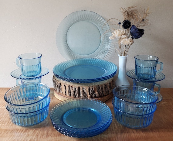 Blue glass 2025 dish set