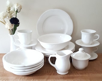 Vintage Pfaltzgraff Filigree Dinnerware 20 Piece Set for /Please Read  Item Description Prior to Purchase
