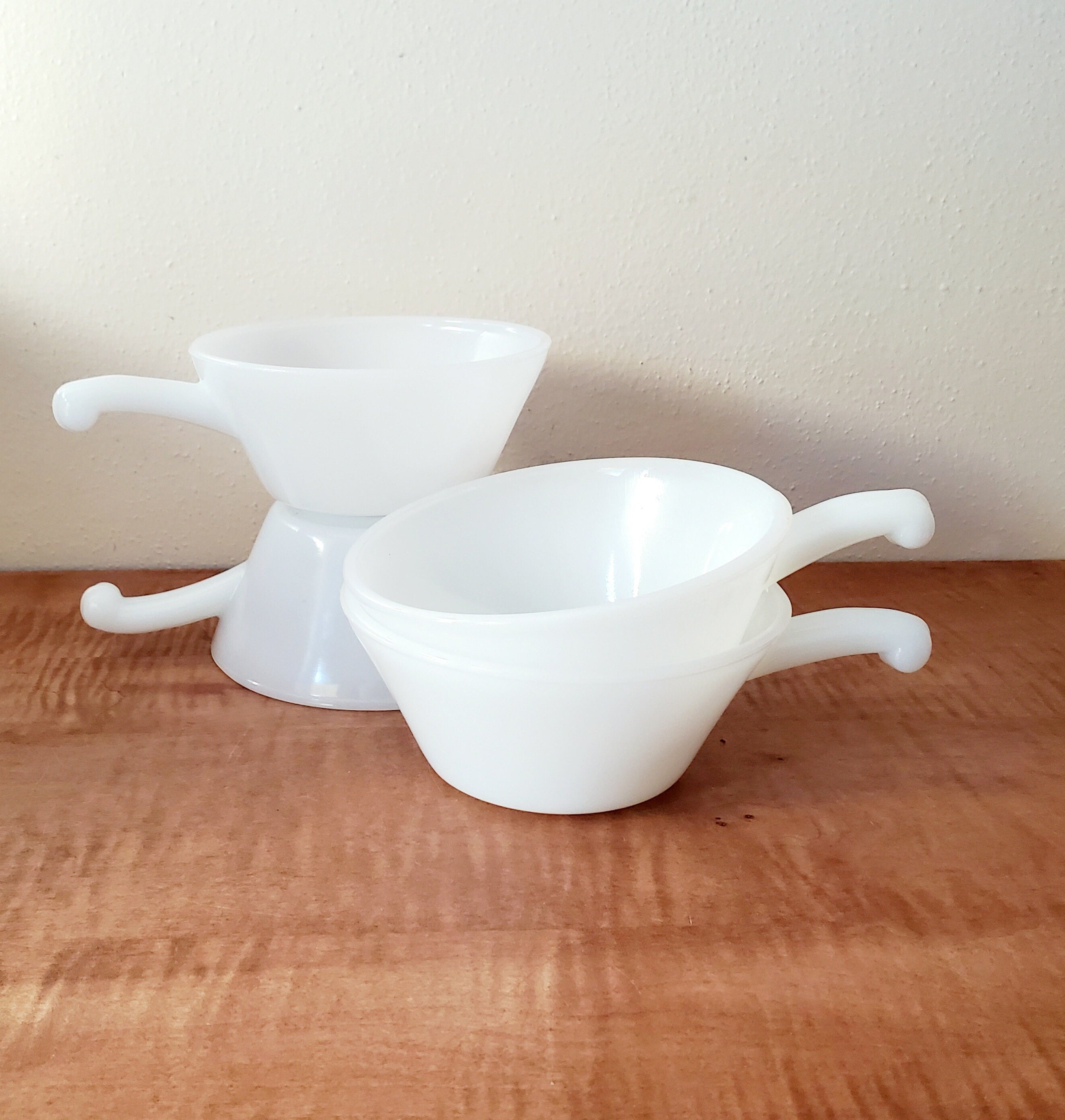 4 Vintage Fire King 1 Handle White Glass Bowls /details in