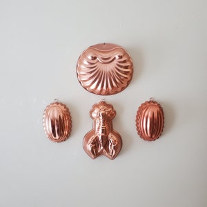 vintage copper jello molds: kitchen wall decor  /details in description