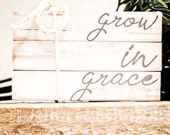 Farmhouse Mini Wood Book Sign/Tiered Tray Decor/Coffee Bar Decor/Farmhouse Home Decor/Grow in Grace