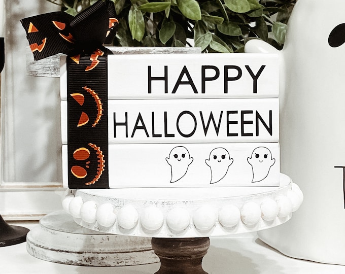 Happy Halloween Wood Sign - Spooky Halloween Decor -  Halloween Ghost Tier Tray Decor - Spooky Vibes Decoration