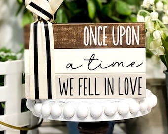 Wedding Table Decor: Charming Wood Sign for Your Special Day - Rustic Farmhouse Decor
