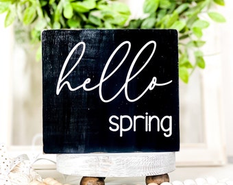 Farmhouse Style Hello Spring 5 x 5 Wood Sign for Spring Home Decor, Vinyl Typography Sign for Farmhouse Tiered Tray Display