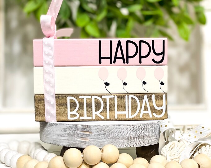Farmhouse Style Birthday Decor with Rustic Happy Birthday Sign, Celebrate Your Special Day with Handcrafted Birthday Sign