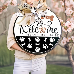 Paw Print Dogs Welcome Sign, Front Porch Decor, Dog Mom Sign, Funny Dog Welcome Door Hanger, Front Door Decor Modern, Front Door Sign
