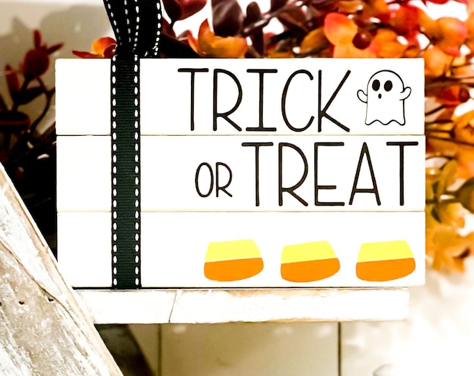 Halloween Trick or Treat Wood Sign for Tiered Trays, Decorative Wood Book Stack Halloween Coffee Bar Decor, Ghost Decor