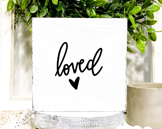 Farmhouse Wood Signs with Beautiful Vinyl Typography,  Chalk Painted Double-Sided Wood Signs for Seasonal Decor