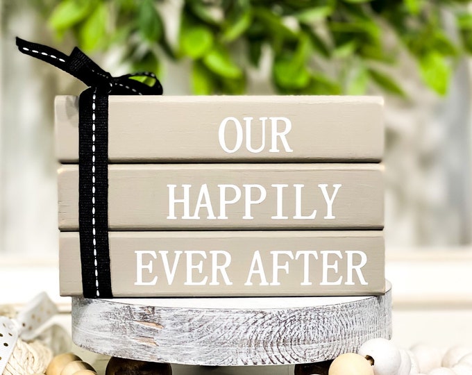 Our Happily Ever After Wedding Table Decor - Customized to Your Style Elegant Wedding Table Decor - Sophisticated and Classic