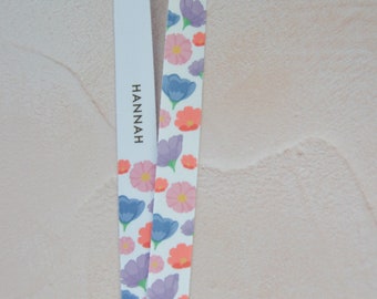 Flower lanyard // floral teacher lanyard, mums floral lanyard, flower design, custom key chain, personalised mum lanyard, floral gift ideas