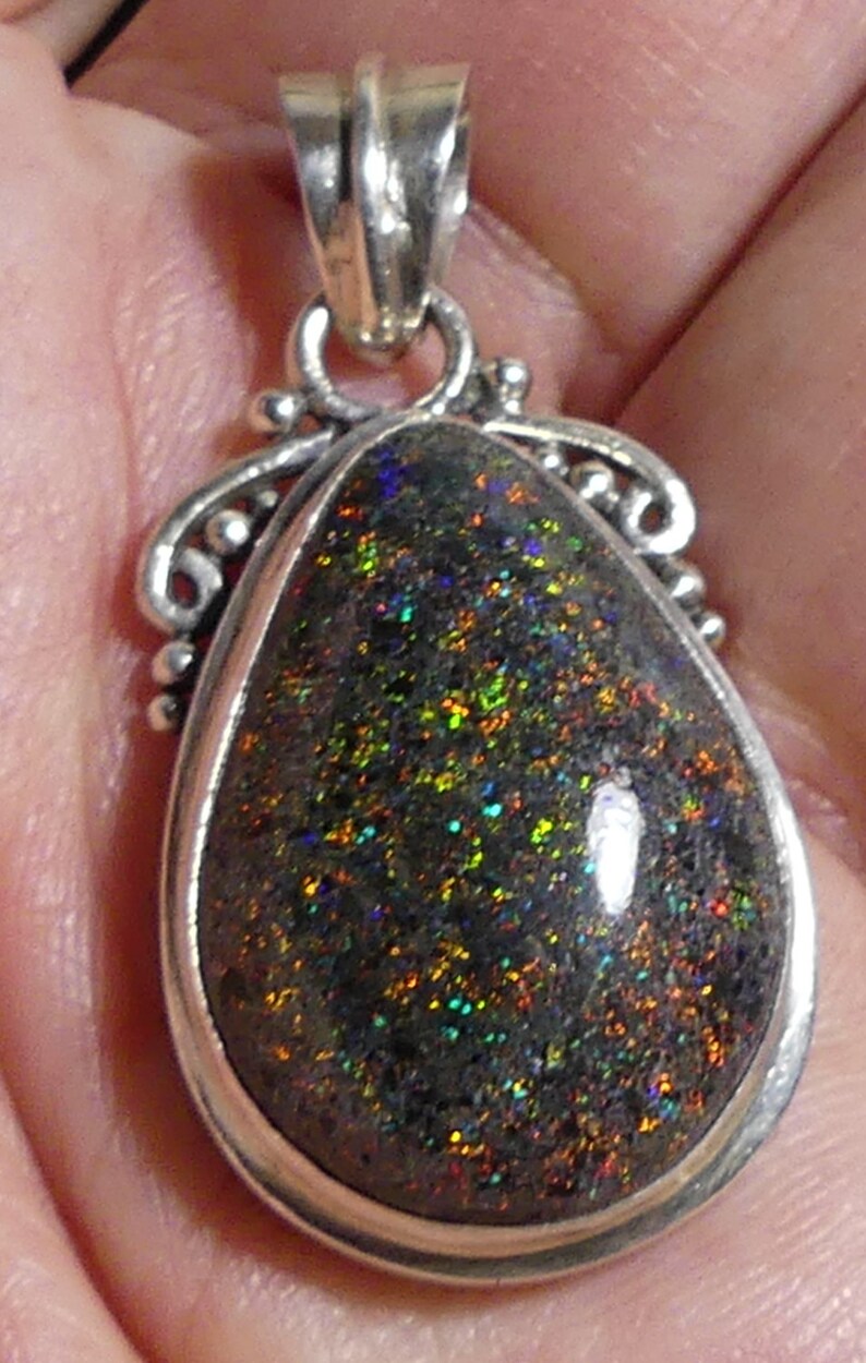 Opal Pendant With Pinfire Pattern. Solid Andamooka Matrix Set Etsy