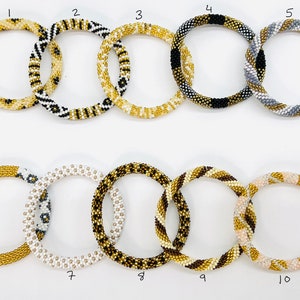 Nouveaux bracelets népalais couleurs or. Bracelets de perles de rocaille. Choisissez votre modèle préféré image 2