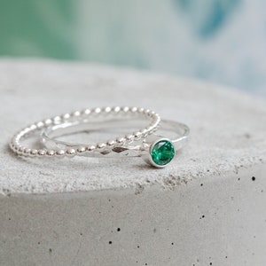Sterling Silver Emerald Stacking Rings Set: Beaded & Hammered Bands