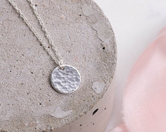 Silver disc necklace, Delicate Silver Necklace, Hammered Disc Necklace, Dainty Necklace, Silver Coin Necklace, UK Jewellery