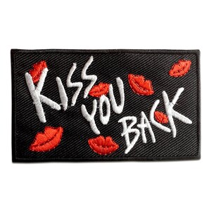 Iron on patches - Kiss You Back – black – 8,4x5,1cm - Application badges