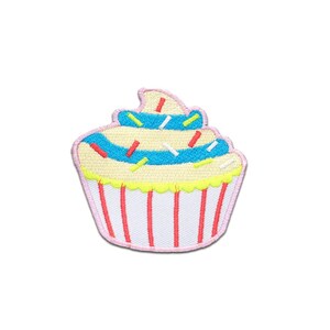 Iron on patches - Muffin Cupcake with crumble mixture – colorful – 6,5x7cm - Application