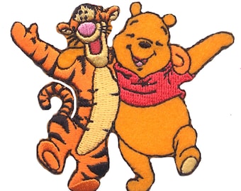 Iron on patches - WINNIE THE POOH &quot;WINNIE & TIGGER&quot; Disney - yellow - 7,5x6,4cm - Application Embroided badges