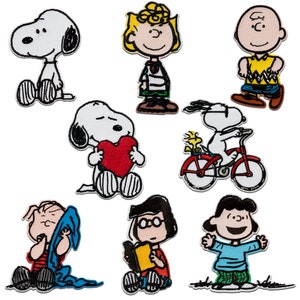 Peanuts © Snoopy Set 8 pieces - Iron On Patches Adhesive Emblem Stickers
