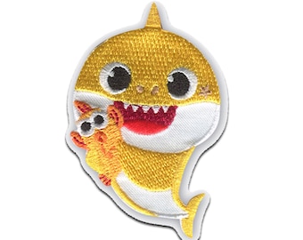 Baby Shark © Hai Tier Kinder - Aufnäher, Bügelbild, Aufbügler, Größe - 7 x 4,5 cm