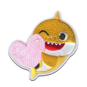 Baby Shark © Shark animal children - Iron on patches, size - 2,68 x 2,24 inches