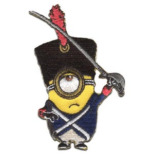 Iron on patches - MINIONS Despicable Me "STUART SOLDAT" - blue - 5x8cm - Application Embroided badges