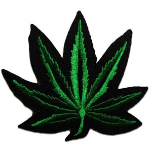 Aufnäher / Bügelbild - Cannabis Marijuana Weed - grün - 9 x 8 cm - Patch Flicken