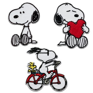 Peanuts © Snoopy Set 3 pieces - Iron On Patches Adhesive Emblem Stickers