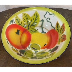 Vintage Enamel Ware Basin Pan Bowl Large Metal Fruit Colorful 12&quot;