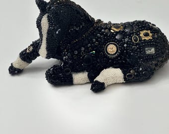 Horse reclining "Blaze"