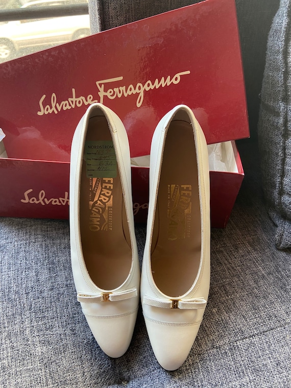 Deadstock White Leather Ferragamo Shoes with Tiny