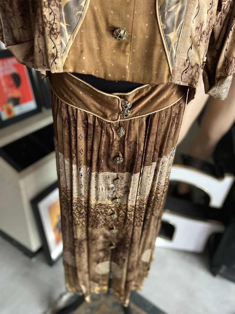 Vintage 1980s Pretty Asian-Inspired Two-Piece Satin Patchwork Set from Dorothy Schoelen
