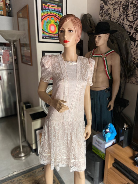 Lovely Gunne Sax Vintage 1980s Lace and Satin Dres